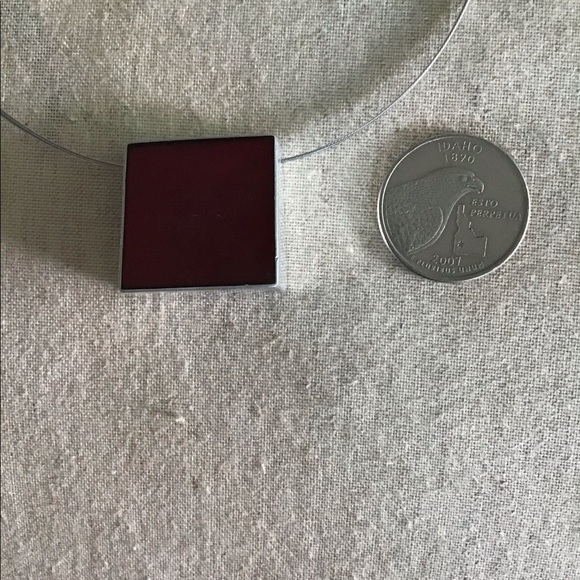 Necklace with reversible color pendant - Picture 2 of 6